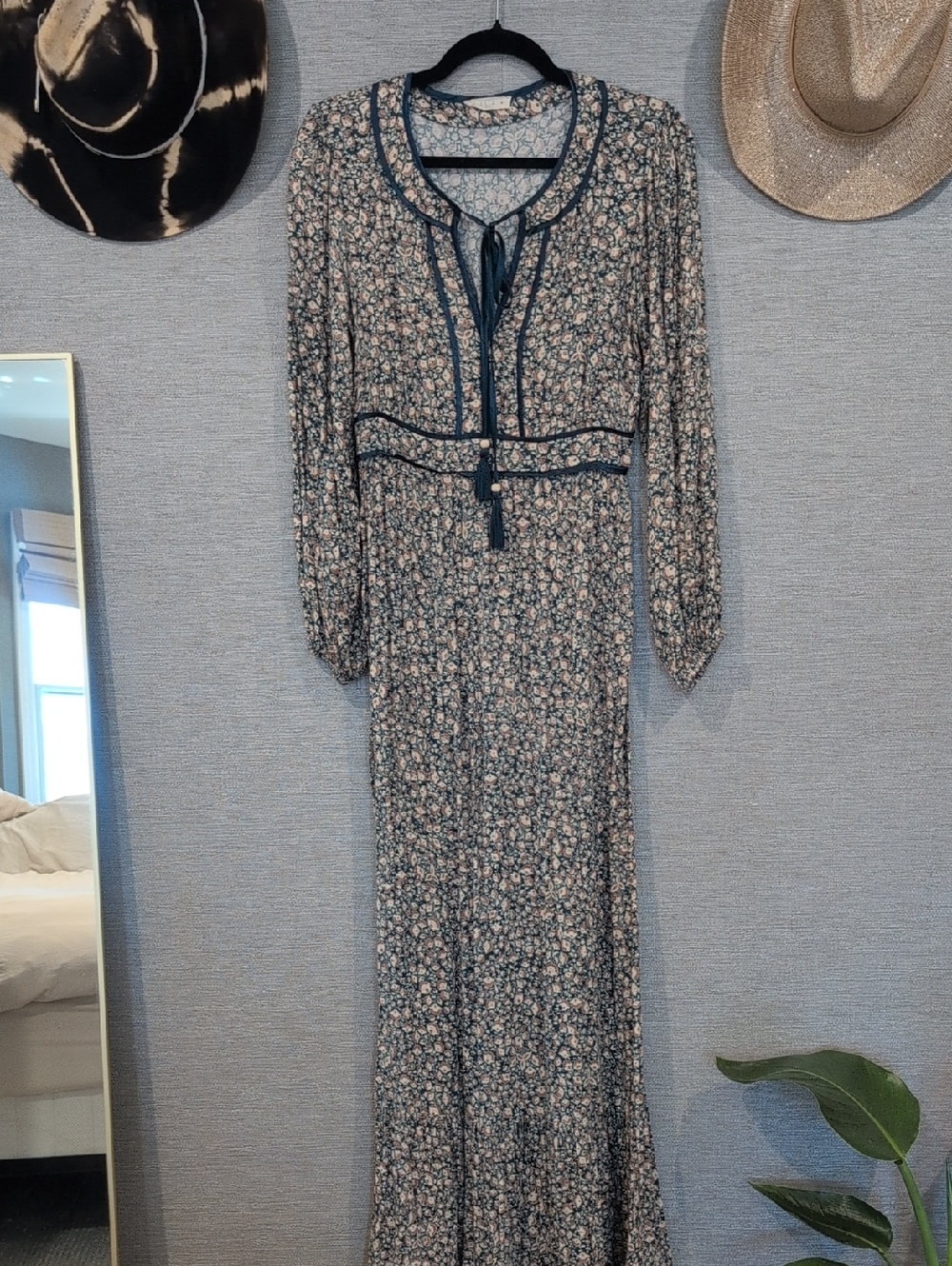 ILLA ILLA Cream and Blue Floral Long Sleeve Maxi Dress